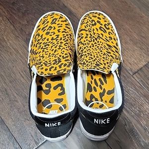 Ladies Nike slip on shoes